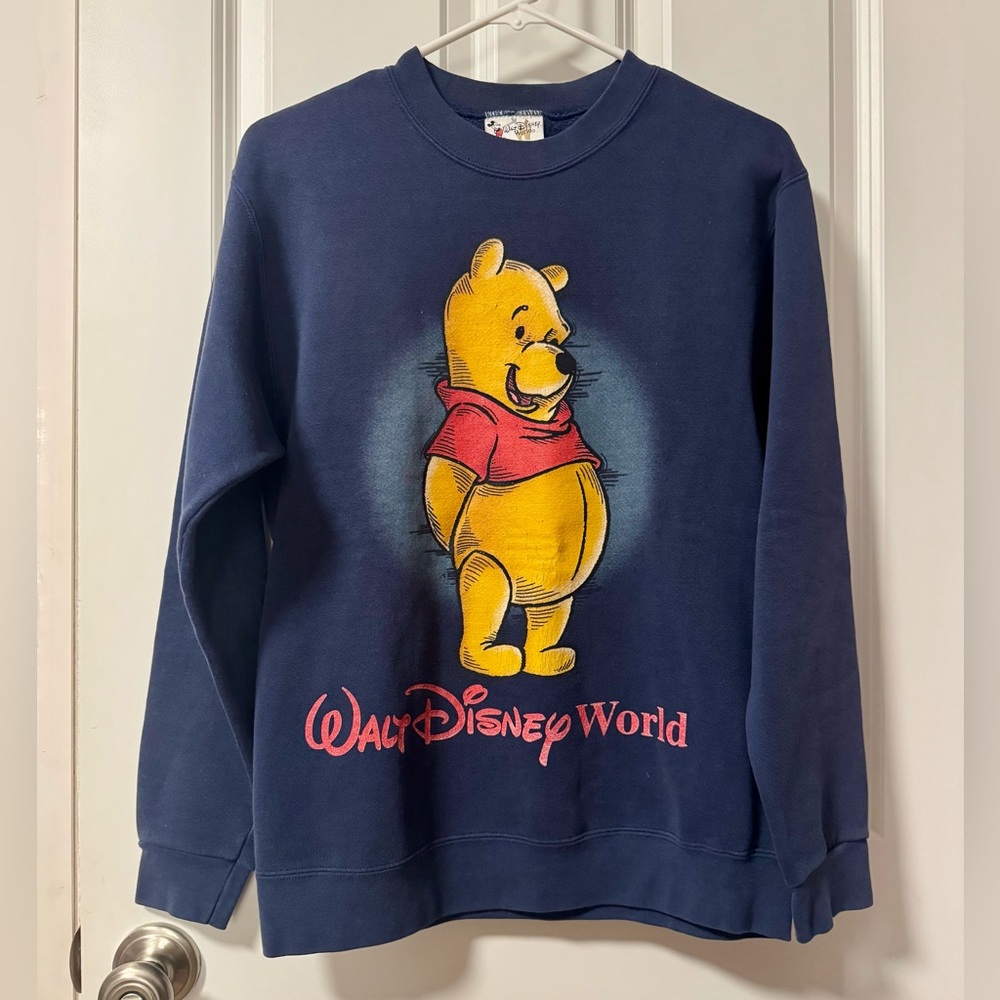 Walt Disney World | Vintage Winnie The Pooh Crewneck Sweatshirt